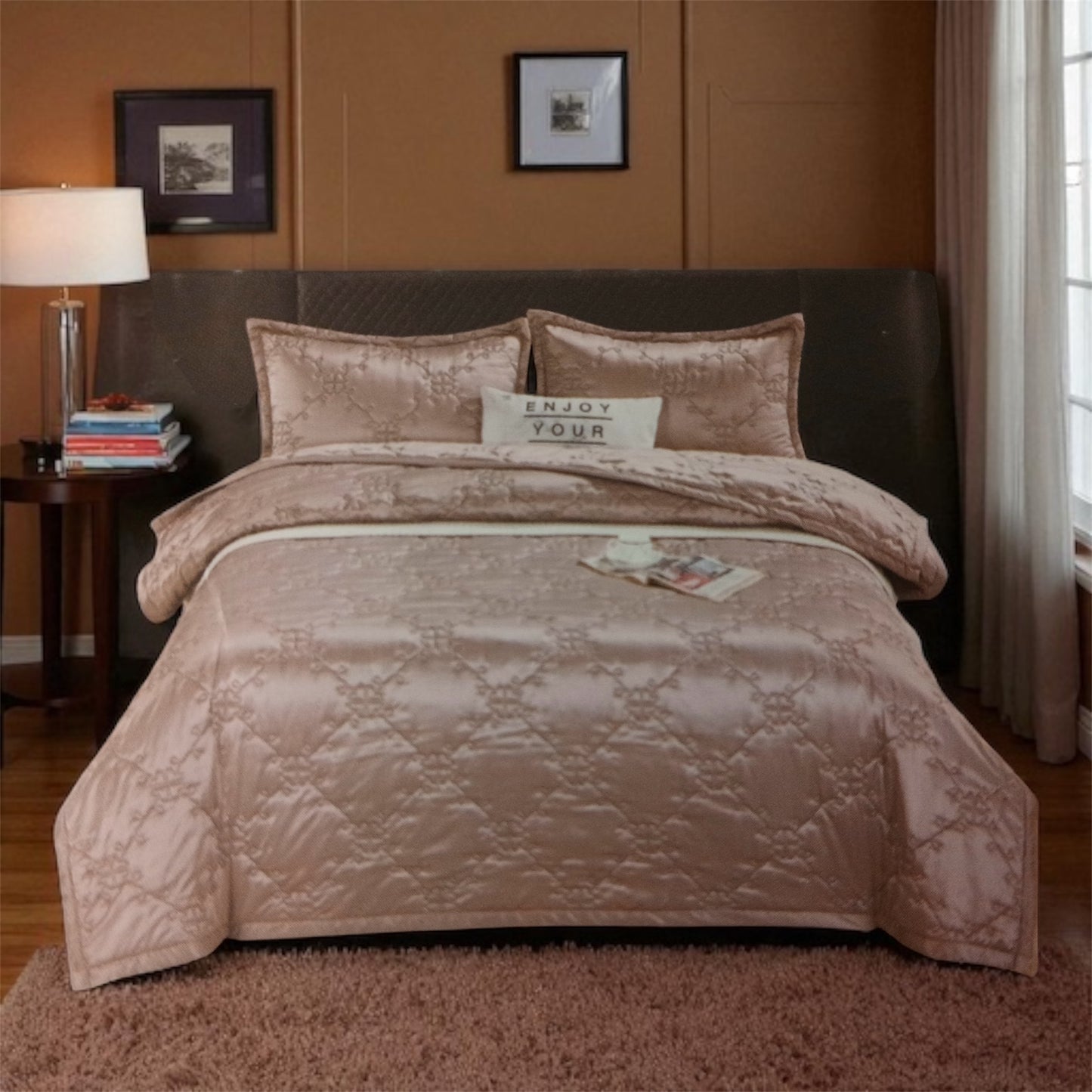 Couvre lits en satin